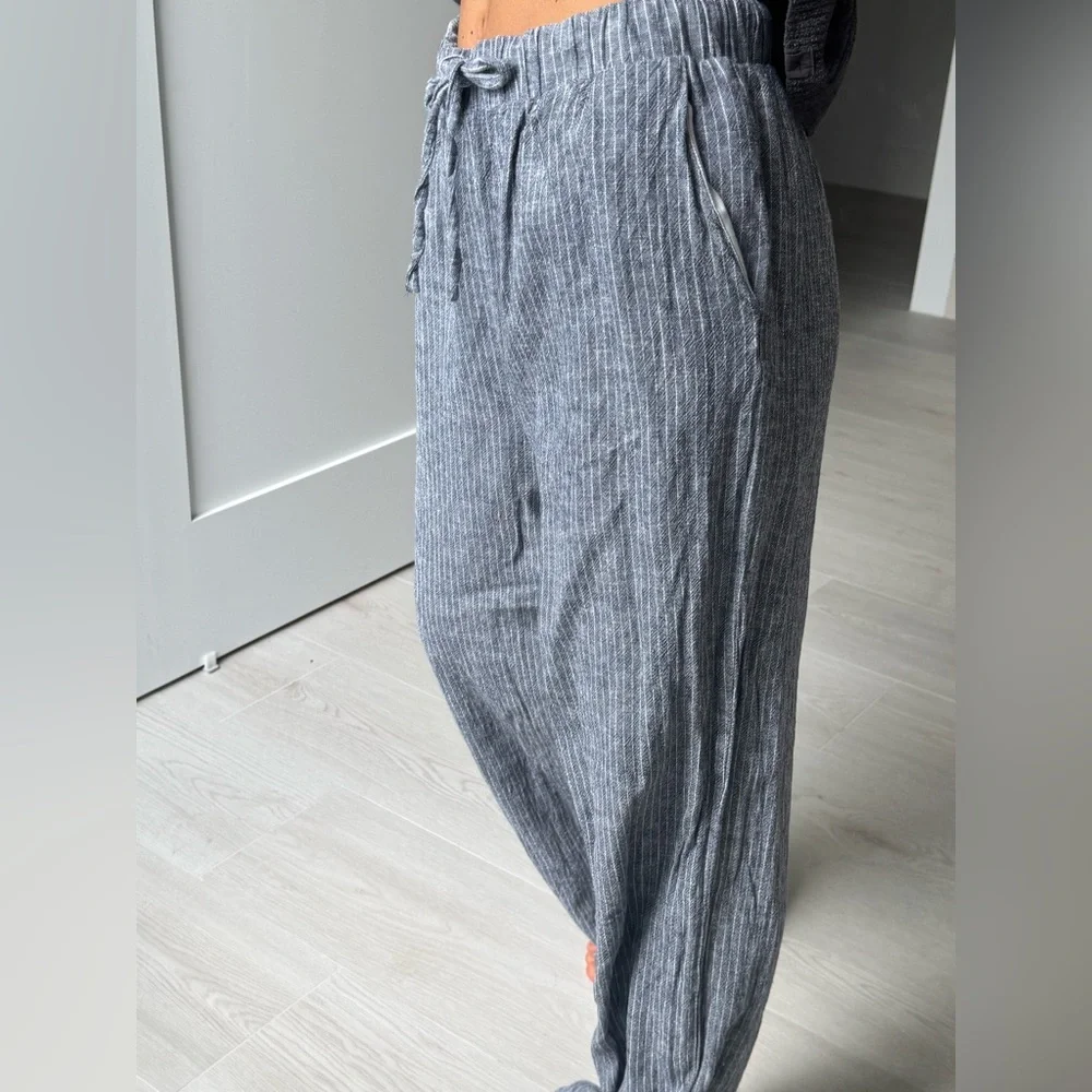 Gray Striped Women's Pants - Picture 1 of 3